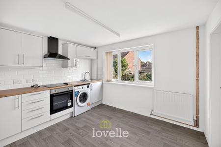 3 bedroom Semi-detached house for sale in Butt Lane, Laceby, DN37