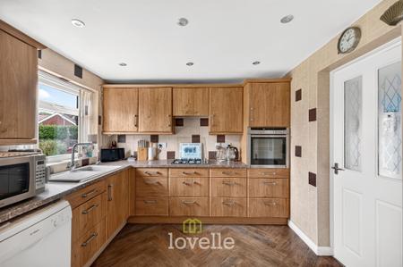 3 bedroom Semi-detached house for sale in Briar Close, South Killingholme, DN40