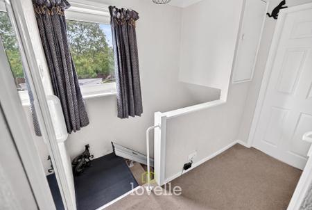 3 bedroom Semi-detached house for sale in Briar Close, South Killingholme, DN40