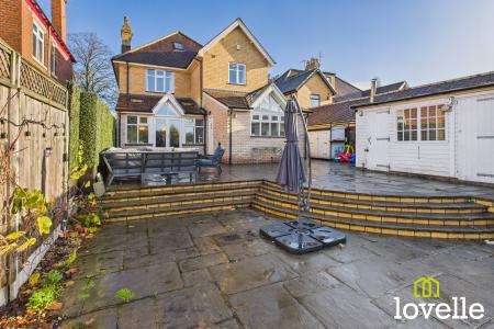 4 bedroom Detached house for sale in Beverley Road, Kingston upon Hull, HU6