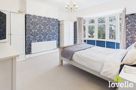 4 bedroom Detached house for sale in Beverley Road, Kingston upon Hull, HU6