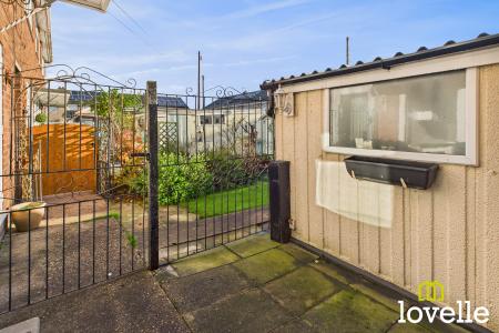 3 bedroom Terraced House for sale in Cotterdale, Kingston upon Hull, HU7