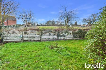 2 bedroom Semi-detached house for sale in East End Road, Kingston upon Hull, HU12