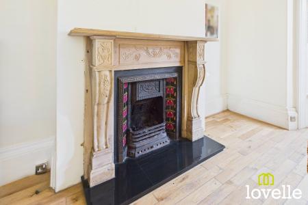 3 bedroom Terraced House for sale in Hutt Street, Kingston upon Hull, HU3