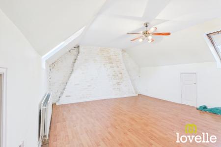 3 bedroom Terraced House for sale in Hutt Street, Kingston upon Hull, HU3