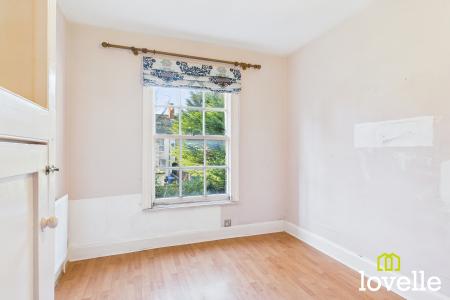 3 bedroom Terraced House for sale in Hutt Street, Kingston upon Hull, HU3