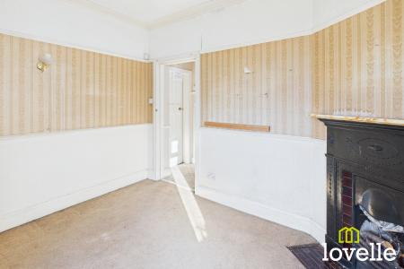 3 bedroom Semi-detached house for sale in Maytree Avenue, Kingston upon Hull, HU8