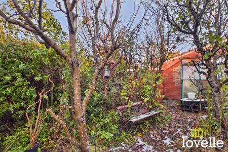 3 bedroom Semi-detached house for sale in Maytree Avenue, Kingston upon Hull, HU8