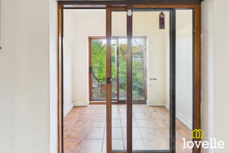 3 bedroom Semi-detached house for sale in Maytree Avenue, Kingston upon Hull, HU8