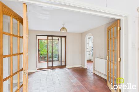 3 bedroom Semi-detached house for sale in Maytree Avenue, Kingston upon Hull, HU8