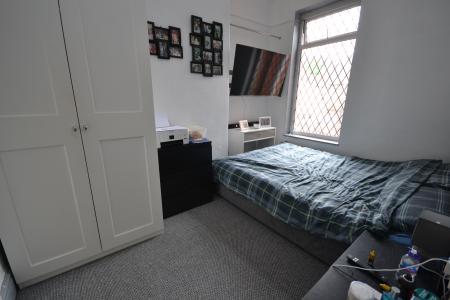2 bedroom Terraced House for sale in Nepean Grove, Kingston upon Hull, HU3
