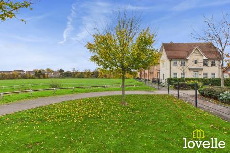 3 bedroom Semi-detached house for sale in Simpson Avenue, Kingston upon Hull, HU8