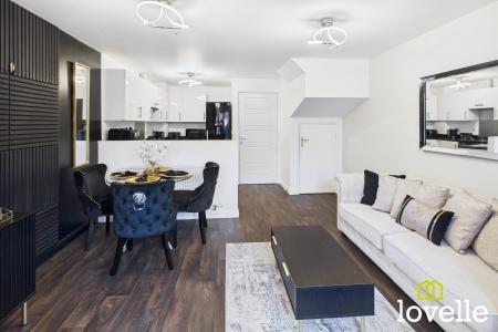 4 bedroom Semi-detached house for sale in Primrose Way, Kingswood, Hull, HU7