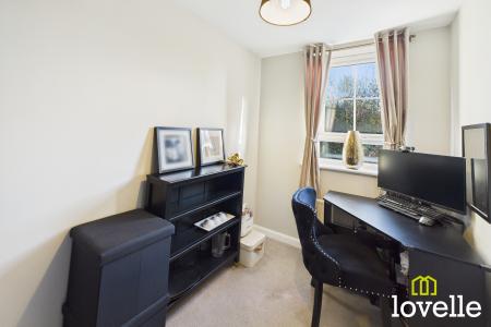 4 bedroom Semi-detached house for sale in Primrose Way, Kingswood, Hull, HU7