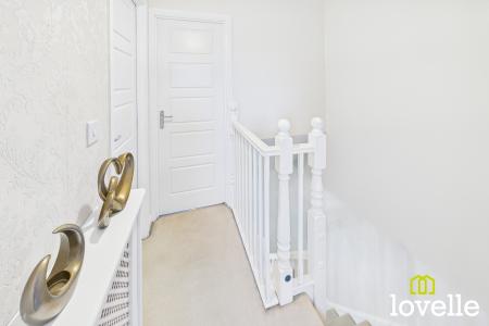 4 bedroom Semi-detached house for sale in Primrose Way, Kingswood, Hull, HU7