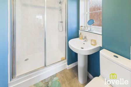 4 bedroom Semi-detached house for sale in Primrose Way, Kingswood, Hull, HU7