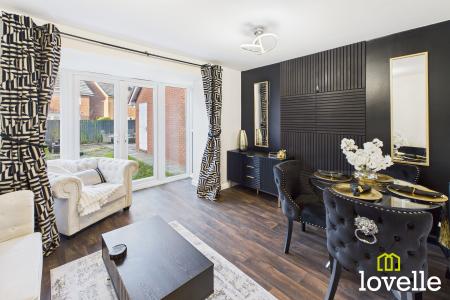 4 bedroom Semi-detached house for sale in Primrose Way, Kingswood, Hull, HU7