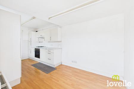 2 bedroom Terraced House for sale in Edward Street, Hessle, East Riding of Yorkshire, HU13