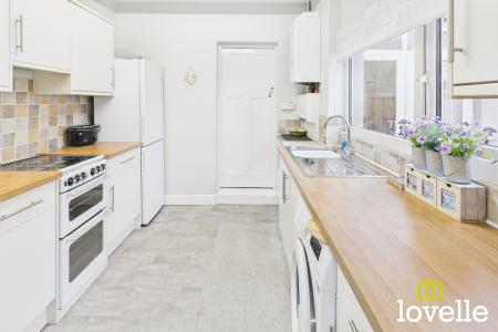 3 bedroom Terraced House for sale in Etherington Road, Kingston upon Hull, HU6