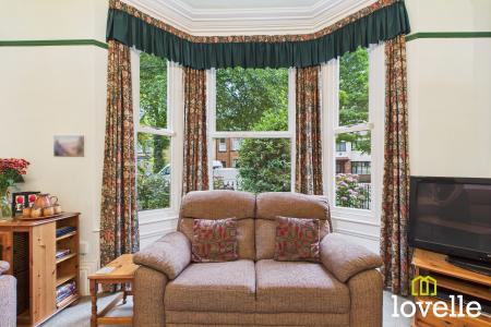 5 bedroom Semi-detached house for sale in Marlborough Avenue, Kingston upon Hull, HU5