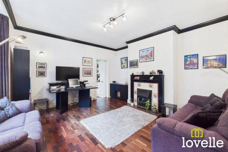 5 bedroom Semi-detached house for sale in Marlborough Avenue, Kingston upon Hull, HU5