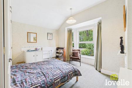 5 bedroom Semi-detached house for sale in Marlborough Avenue, Kingston upon Hull, HU5