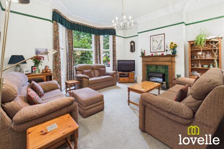 5 bedroom Semi-detached house for sale in Marlborough Avenue, Kingston upon Hull, HU5