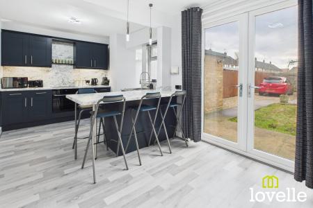 2 bedroom Terraced House for sale in Ormesby Walk, Hull, HU5
