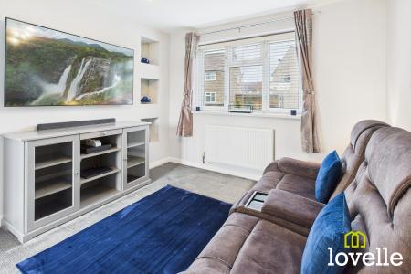 2 bedroom Terraced House for sale in Ormesby Walk, Hull, HU5