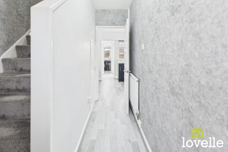 2 bedroom Terraced House for sale in Ormesby Walk, Hull, HU5