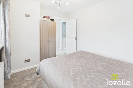 2 bedroom Terraced House for sale in Ormesby Walk, Hull, HU5