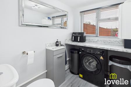 2 bedroom Terraced House for sale in Ormesby Walk, Hull, HU5