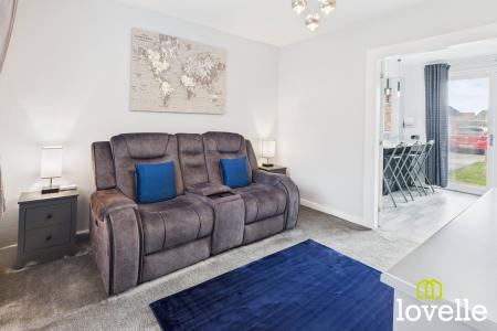 2 bedroom Terraced House for sale in Ormesby Walk, Hull, HU5