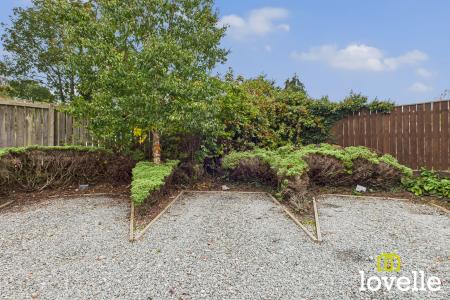 2 bedroom Flat for sale in South Lane, Hessle, East Riding of Yorkshire, HU13