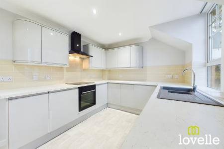 2 bedroom Apartment for sale in St Marys Close, Hessle, East Riding of Yorkshire, HU13