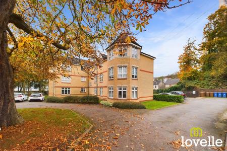 2 bedroom Apartment for sale in St Marys Close, Hessle, East Riding of Yorkshire, HU13