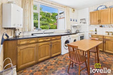 3 bedroom Semi-detached house for sale in Swanland Road, Hessle, East Riding of Yorkshire, HU13