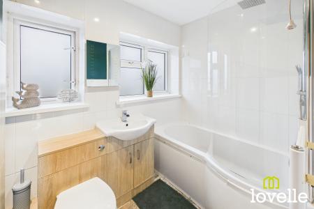 3 bedroom Terraced House for sale in Thirlby Walk, Hull, HU5