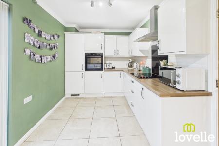 3 bedroom Terraced House for sale in Thirlby Walk, Hull, HU5