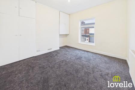 2 bedroom Terraced House to let in Endymion Street, Kingston upon Hull, HU8