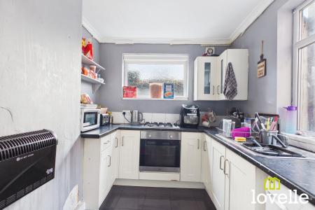 2 bedroom Terraced House for sale in St Georges Road, Kingston upon Hull, HU3