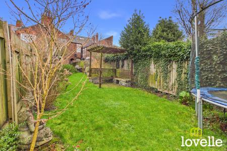 5 bedroom Terraced House for sale in Marlborough Avenue, Kingston upon Hull, HU5