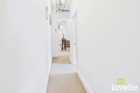 5 bedroom Terraced House for sale in Marlborough Avenue, Kingston upon Hull, HU5