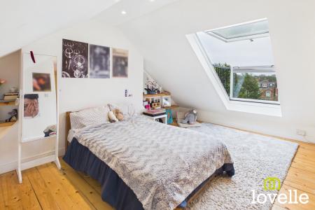 5 bedroom Terraced House for sale in Marlborough Avenue, Kingston upon Hull, HU5