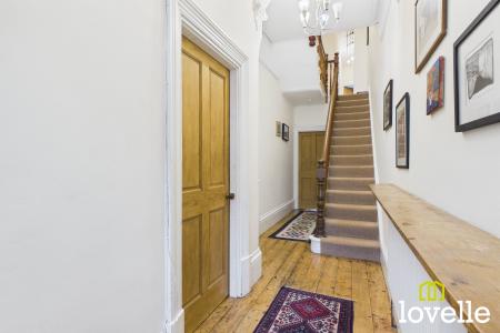 5 bedroom Terraced House for sale in Marlborough Avenue, Kingston upon Hull, HU5