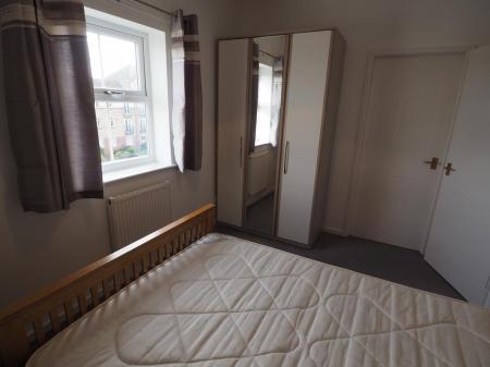 2 bedroom Flat to let in Plimsoll Way, Victoria Dock, Hull, HU9