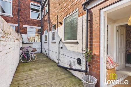 3 bedroom Terraced House for sale in Westcott Street, Kingston upon Hull, HU8