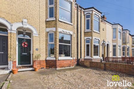 3 bedroom Terraced House for sale in Westcott Street, Kingston upon Hull, HU8