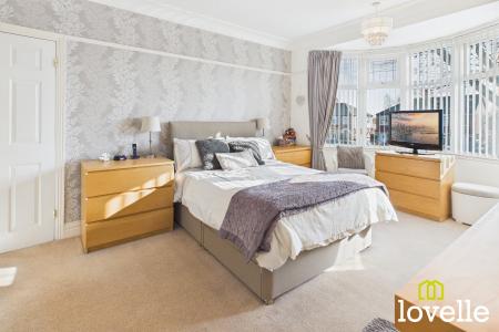 3 bedroom Semi-detached house for sale in Bricknell Avenue, Kingston upon Hull, HU5