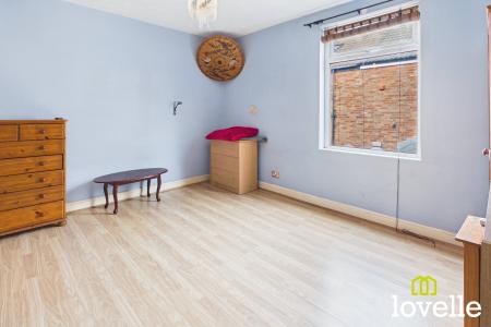 2 bedroom Terraced House for sale in Mayfield Street, Kingston upon Hull, HU3